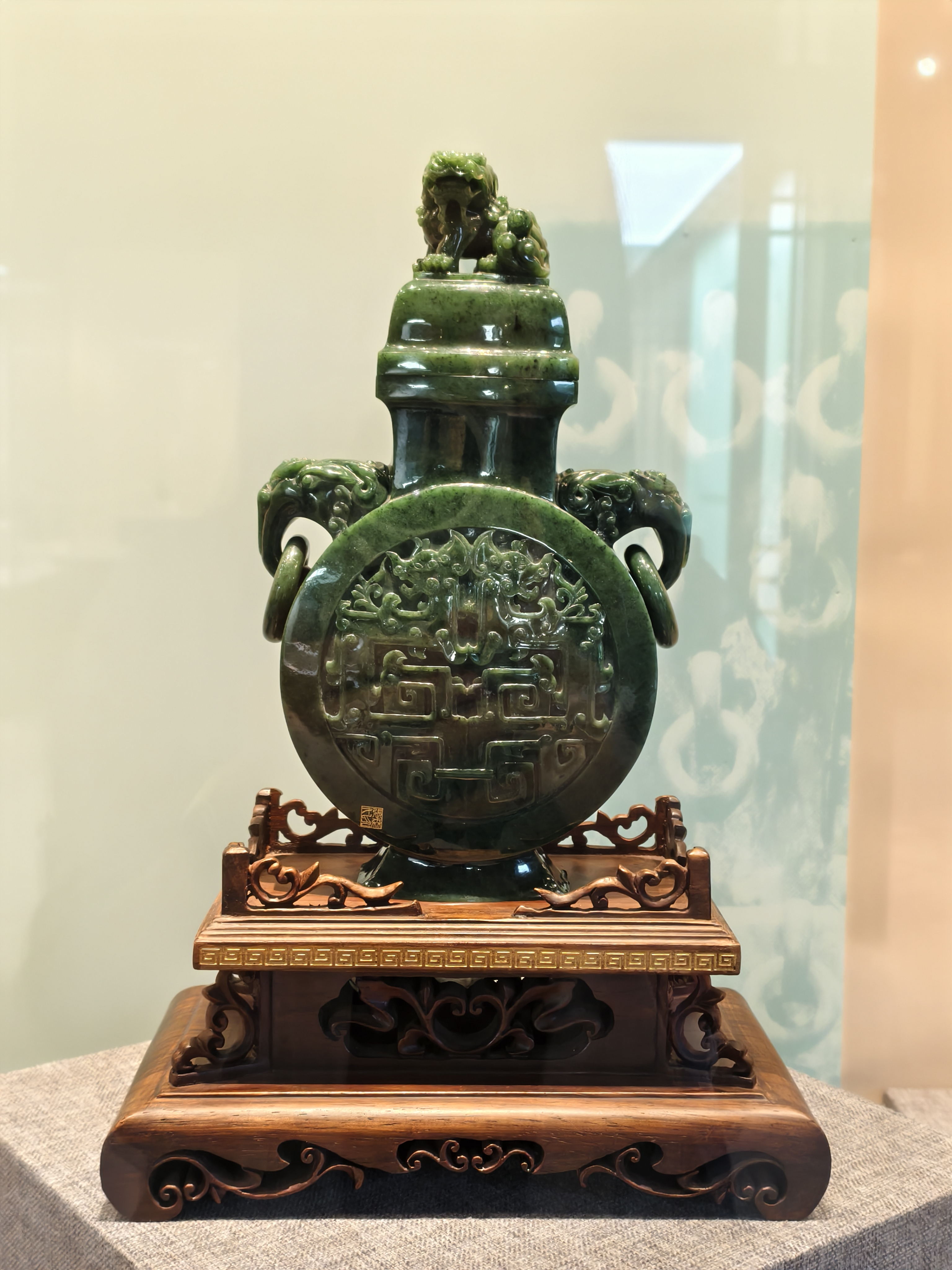 《玉守成新——张森才玉雕作品展》展品.png